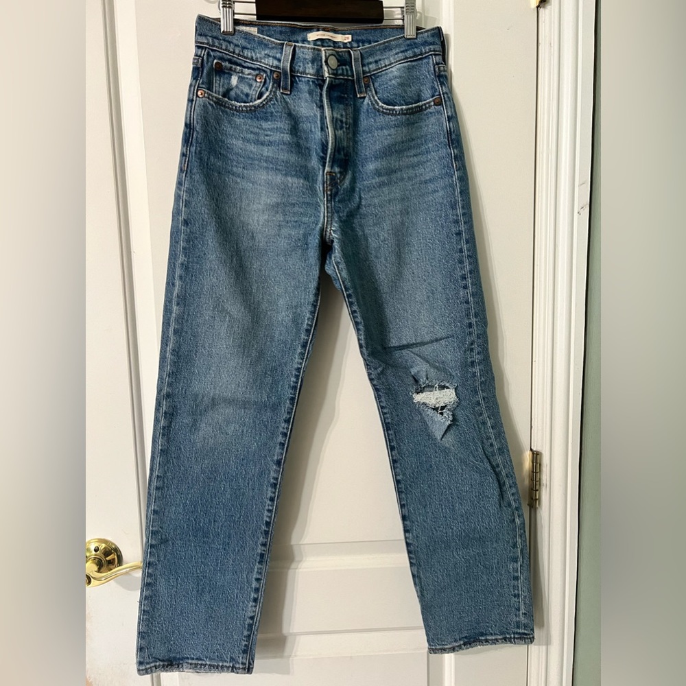 Levis Wedgie Straight Fit Womens Jeans
